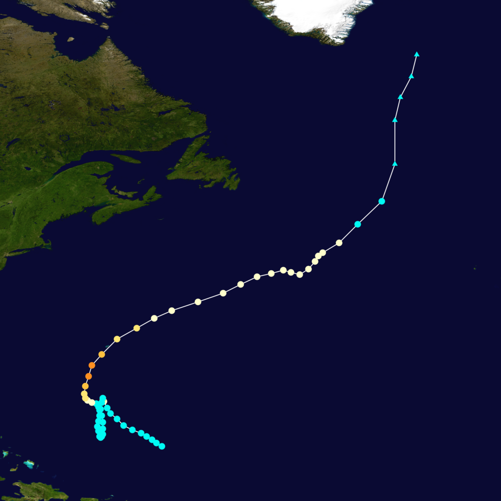 2016年风暴跟踪飓风妮可。来源:由Cyclonebiskit使用WikiProject热带气旋/跟踪。来自美国宇航局的背景图像。跟踪数据最好从国家飓风中心的运行轨道。