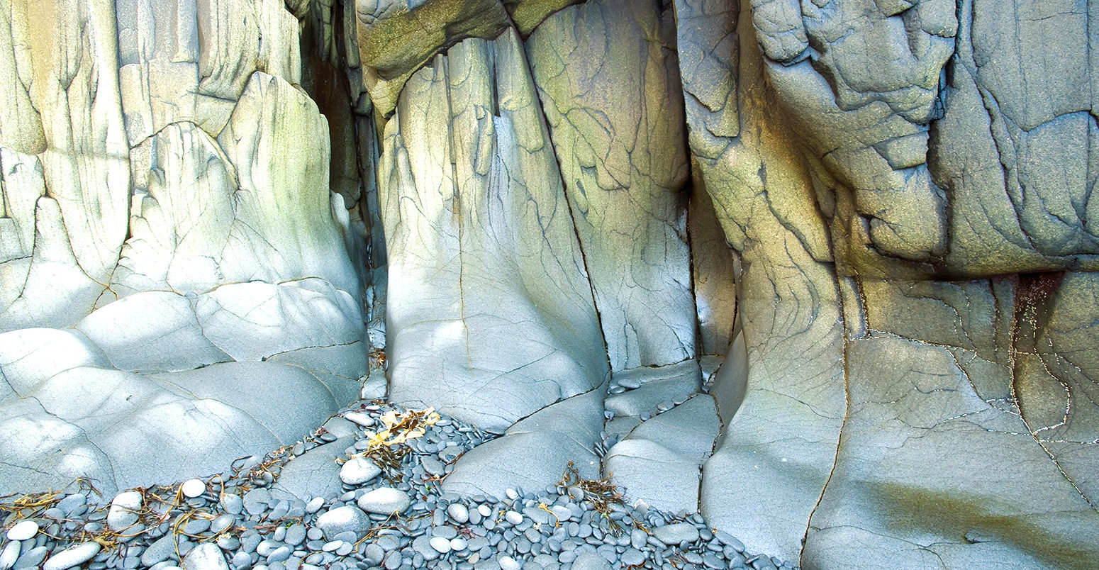 玄武岩岩石侵蚀细节,荆棘岛上,芬迪湾,加拿大的新斯科舍省。来源:加拿大所有照片除股票KCNR0T照片