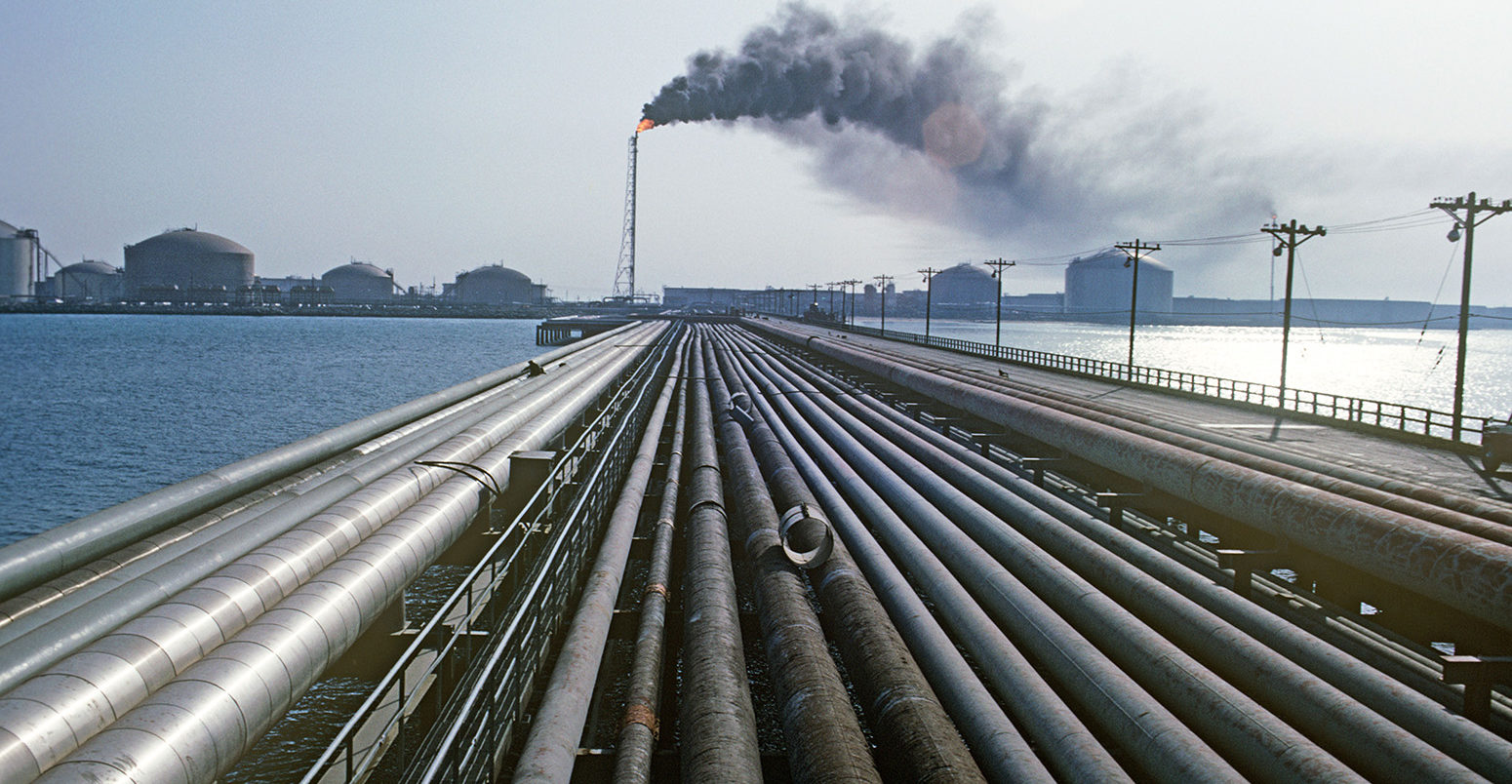 Ras Tanura炼油厂,沙特阿拉伯。信贷:汤姆汉利除股票的照片。A9EG3T
