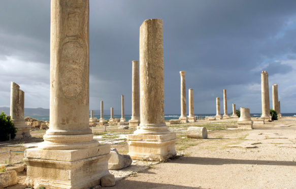 Al-Mina考古遗址，提尔，黎巴嫩南部。图片来源:Paul Doyle / Alamy Stock Photo。C4E389