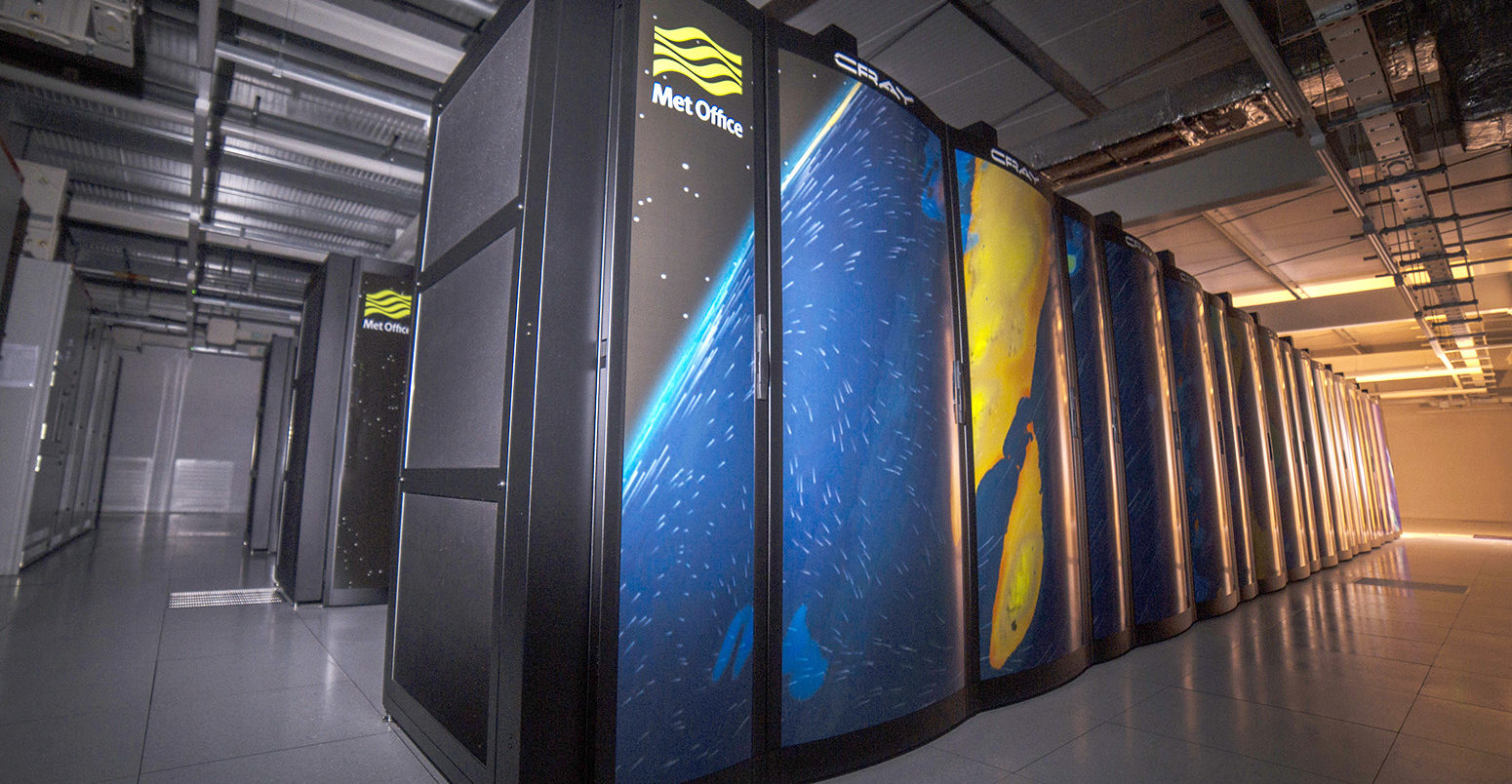 英国气象局气候科学家使用的克雷XC40超级计算机。来源:气象局。