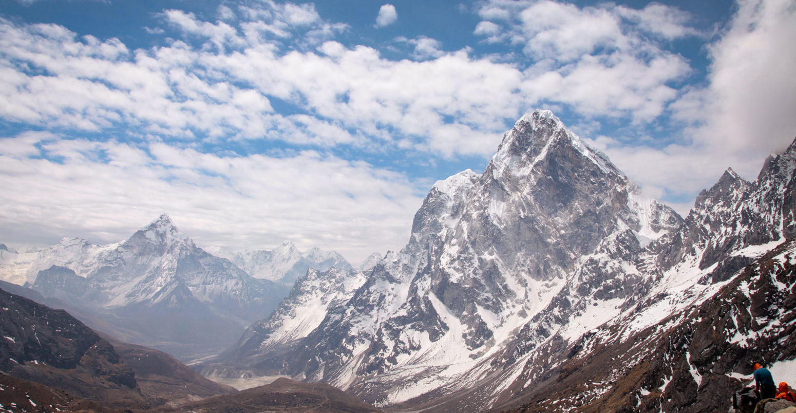 Ama Dablam在途中的看法在珠穆朗玛峰基本营地尼泊尔