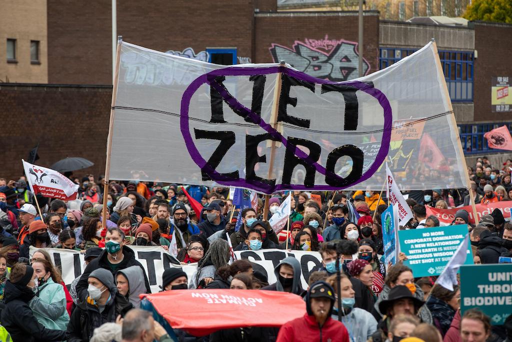 约100000名示威者参与COP26全球气候正义行动日”2021年3月11月6日在格拉斯哥