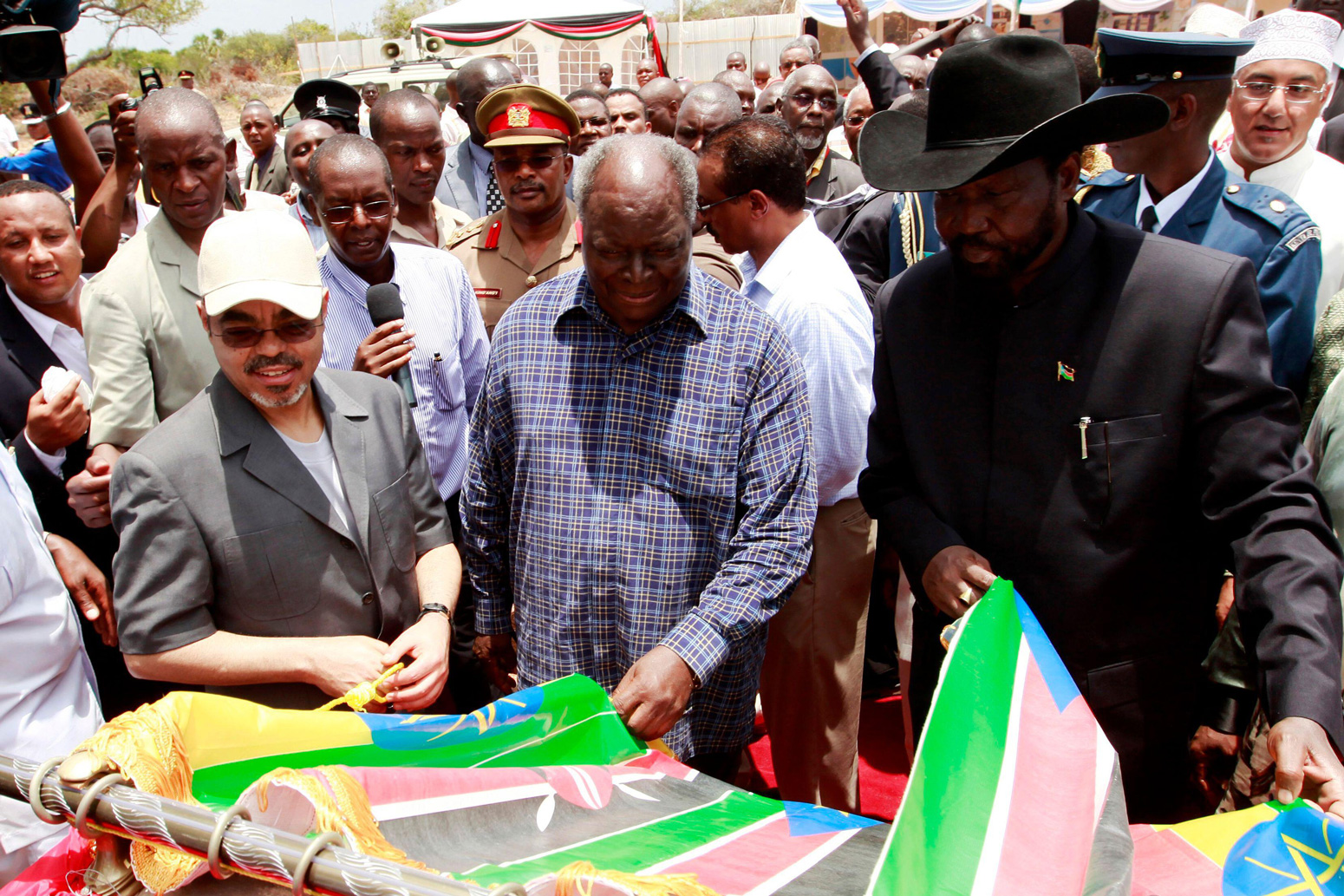 Kenyas-President-Mwai-Kibaki-with-South-Sudan-President-Salva-Kiir-and-Ethiopian-Prime-Minister-Meles-Zenawi-at-the-inauguration-ceremony-of-the-Lamu-Port-South-Sudan-Ethiopia-LAPSSET-project