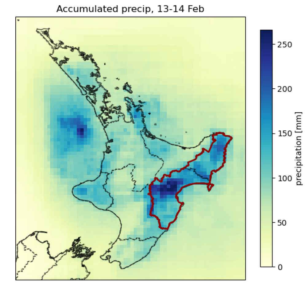 为期两天的累积降雨量2023年2月13 - 14日在新西兰新西兰。深红色轮廓表示Te Matau-a-Māui / Te Tairāwhiti研究地区。来源:WWA (2023)。